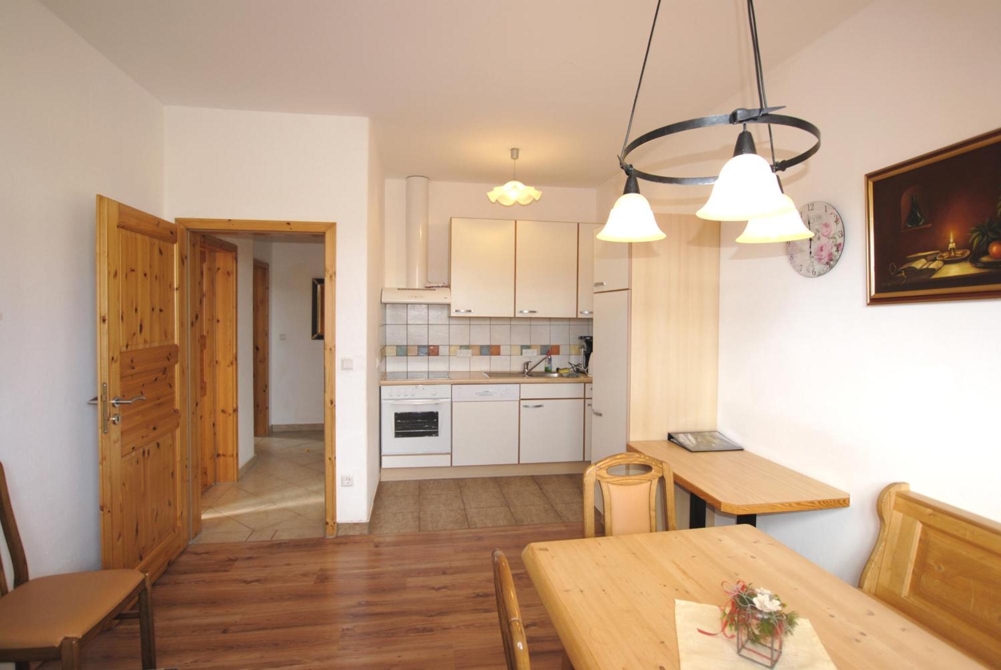 Hotel Gasthof Seeblick Zeutschach المظهر الخارجي الصورة